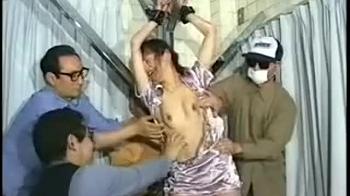 フェチ拷問映像　拘束した女をただひたすらくすぐり続けるのページへ行く